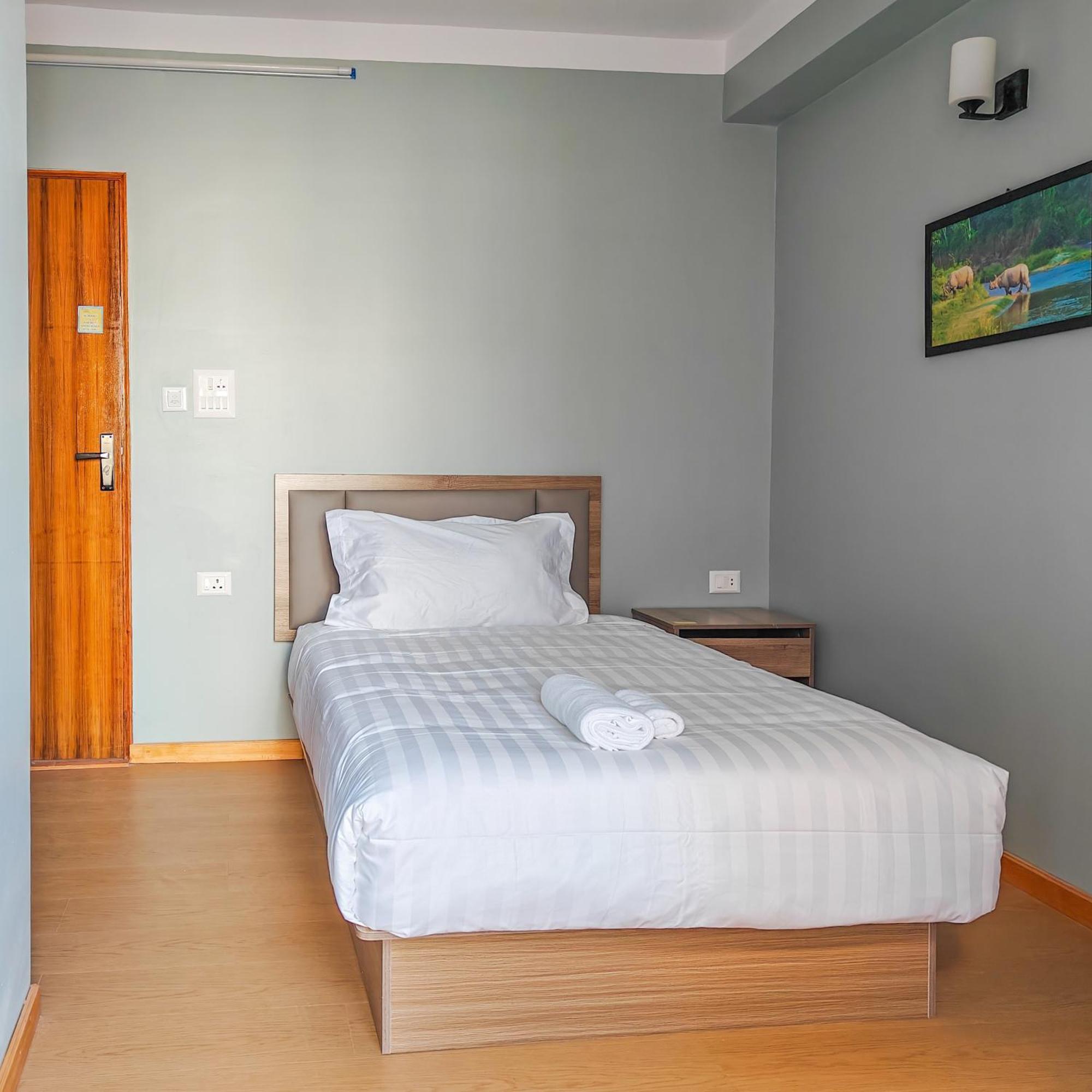Boudha Apart Hotel Катманду Экстерьер фото