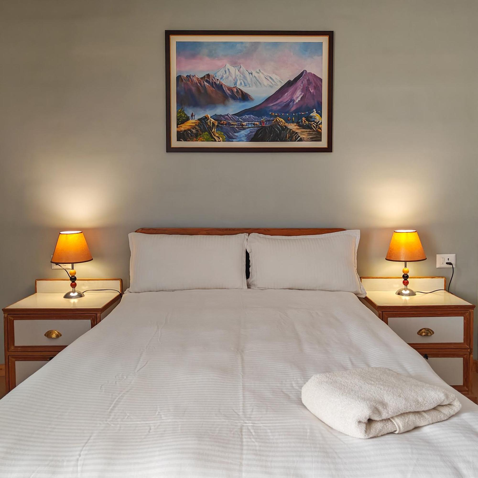 Boudha Apart Hotel Катманду Экстерьер фото